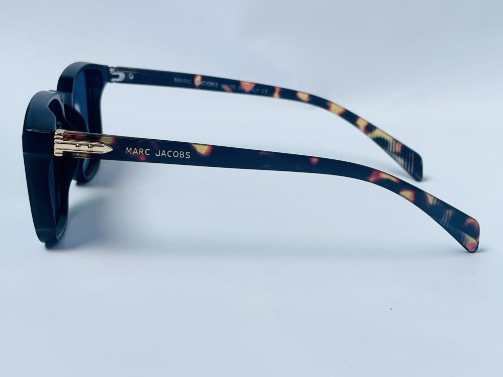 Marc Jacobs tiger