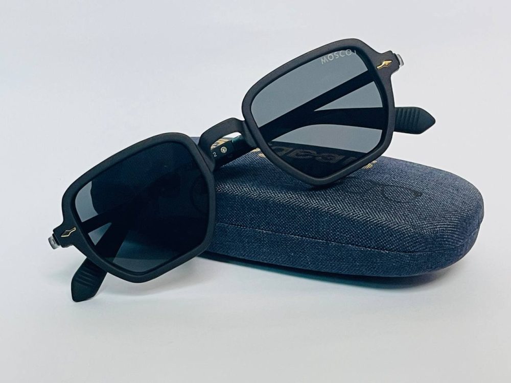 Moscot black