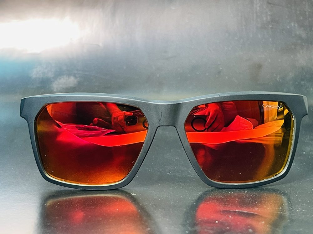 Oakley polarized sunglass 341