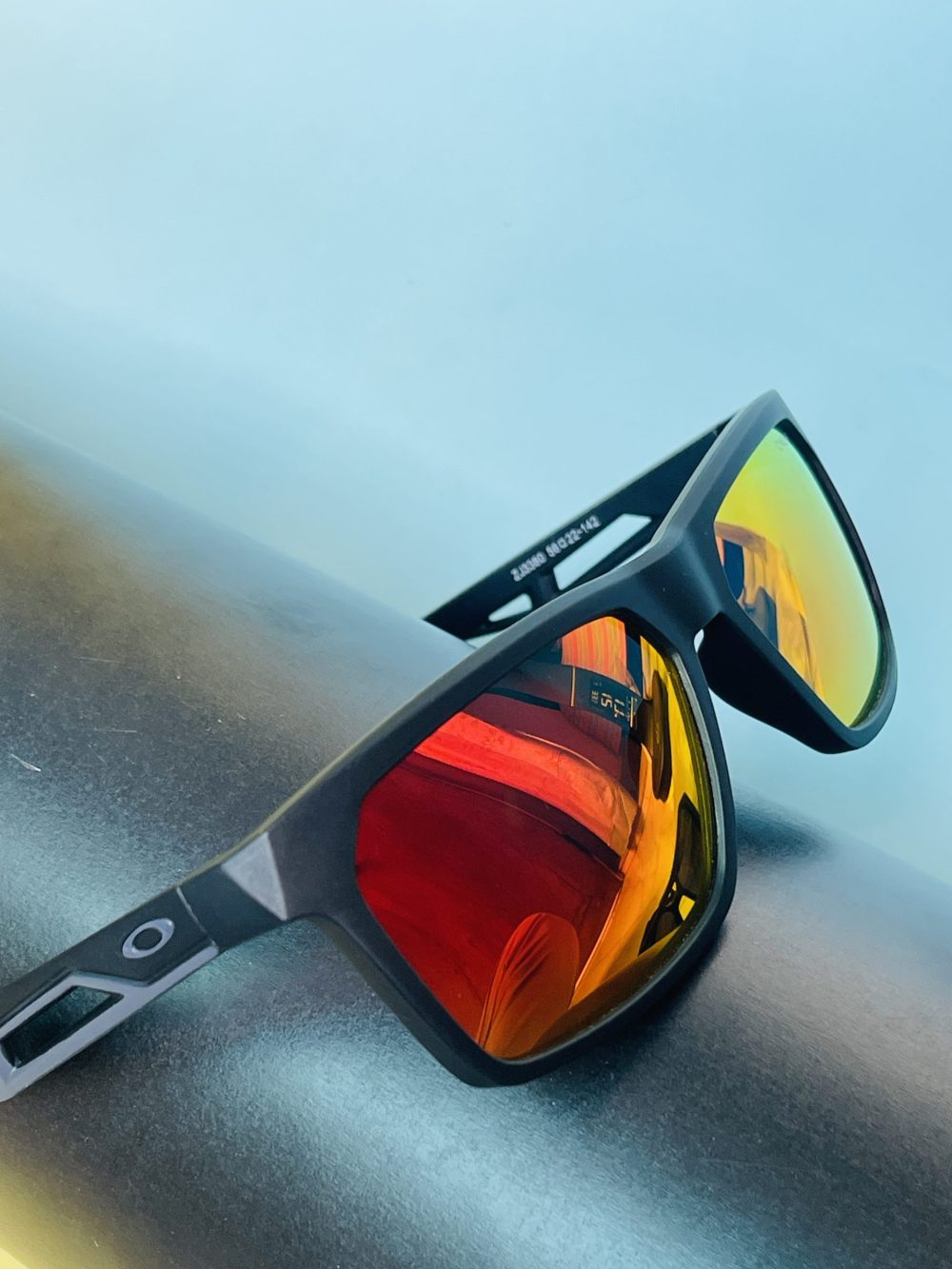 Oakley polarized sunglass 339